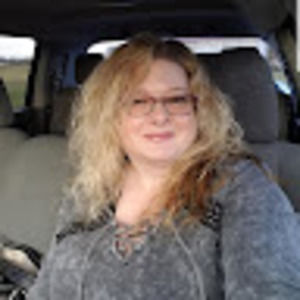 Meet your Posher, Monica